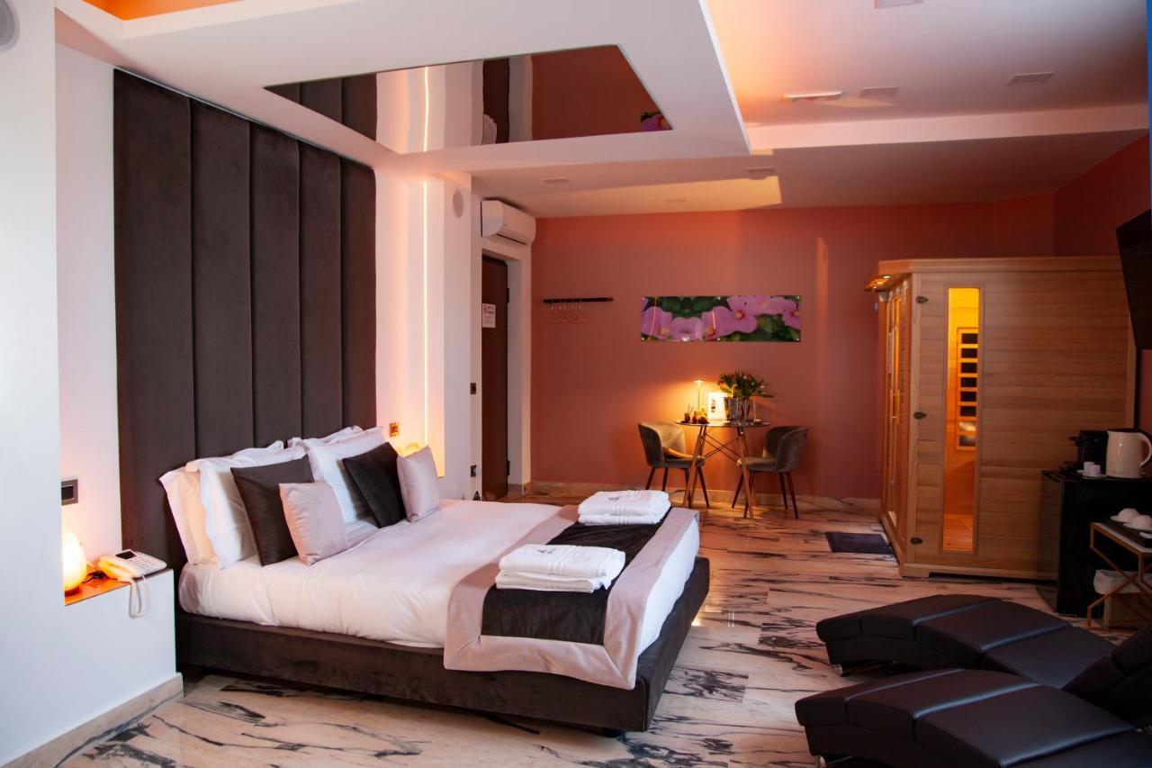 Hotel Ibisco Suites & Relax Pozzuoli Exteriör bild