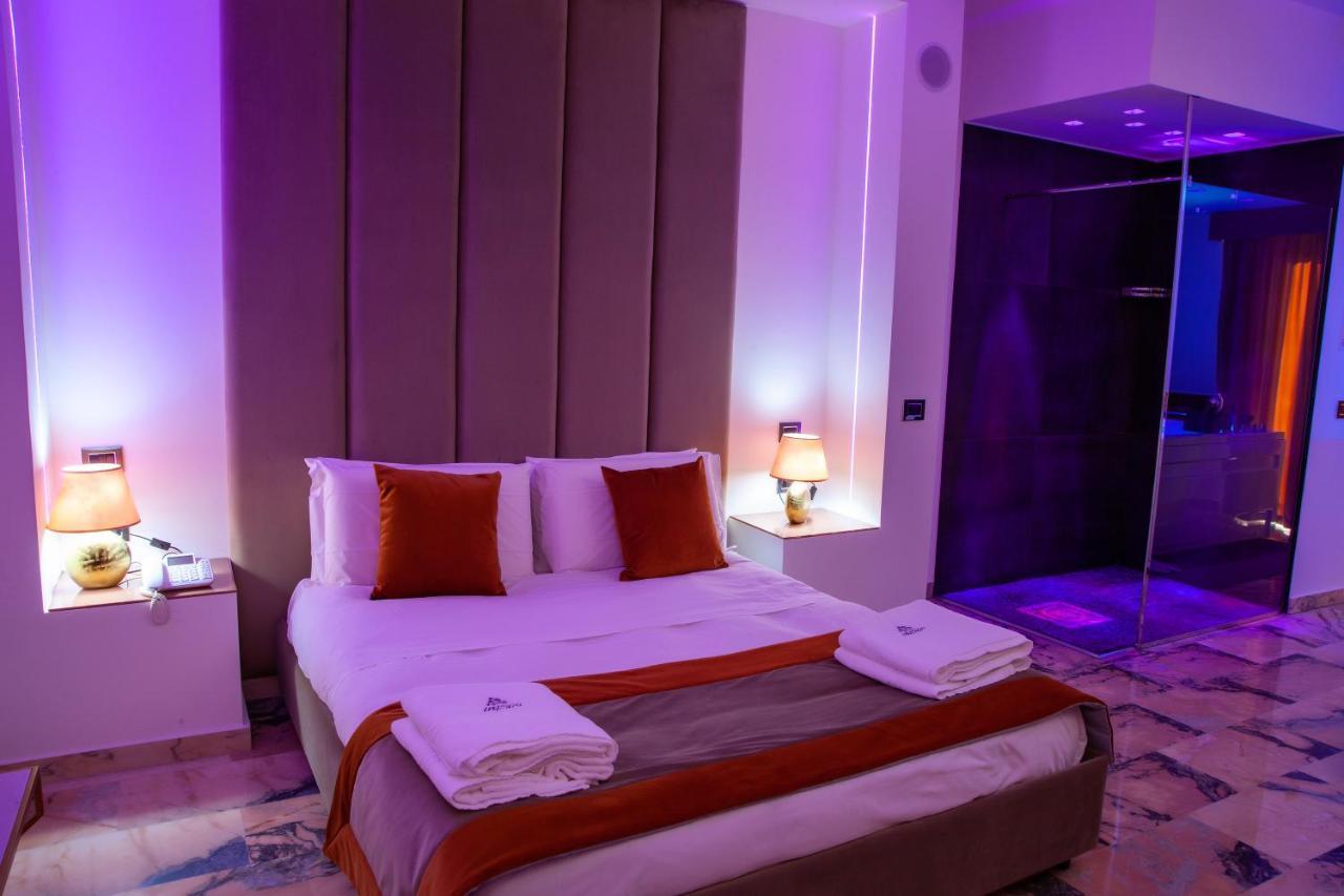 Hotel Ibisco Suites & Relax Pozzuoli Exteriör bild