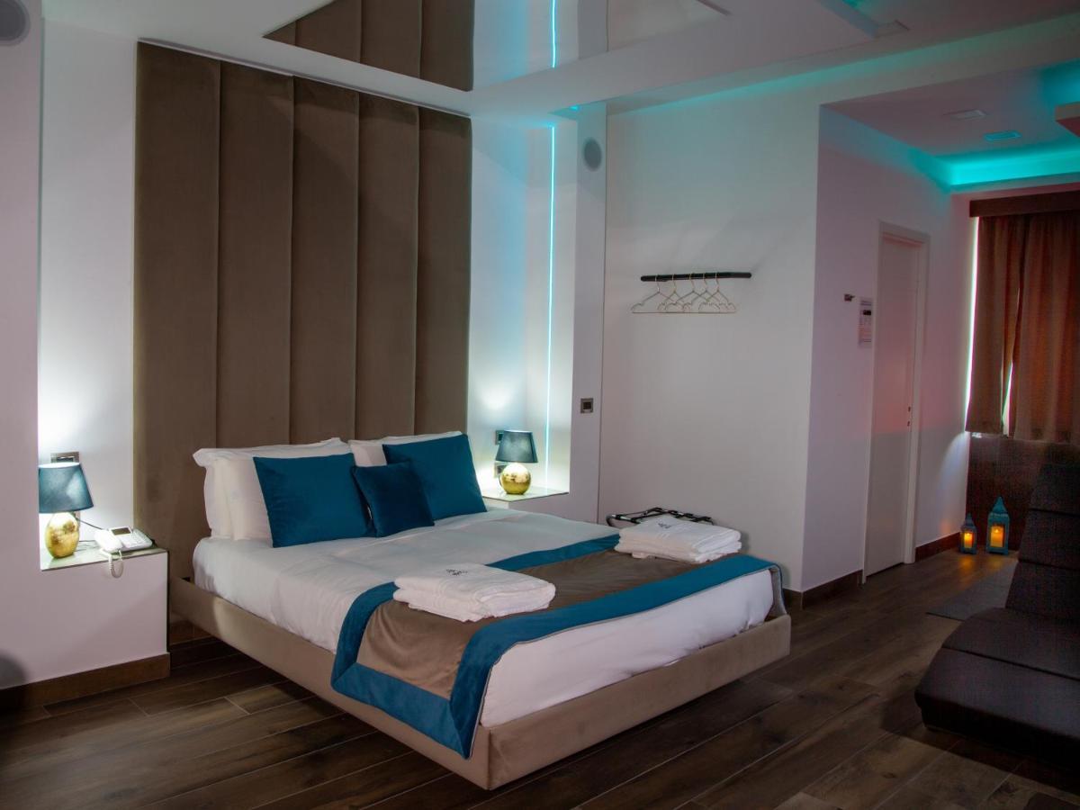 Hotel Ibisco Suites & Relax Pozzuoli Exteriör bild