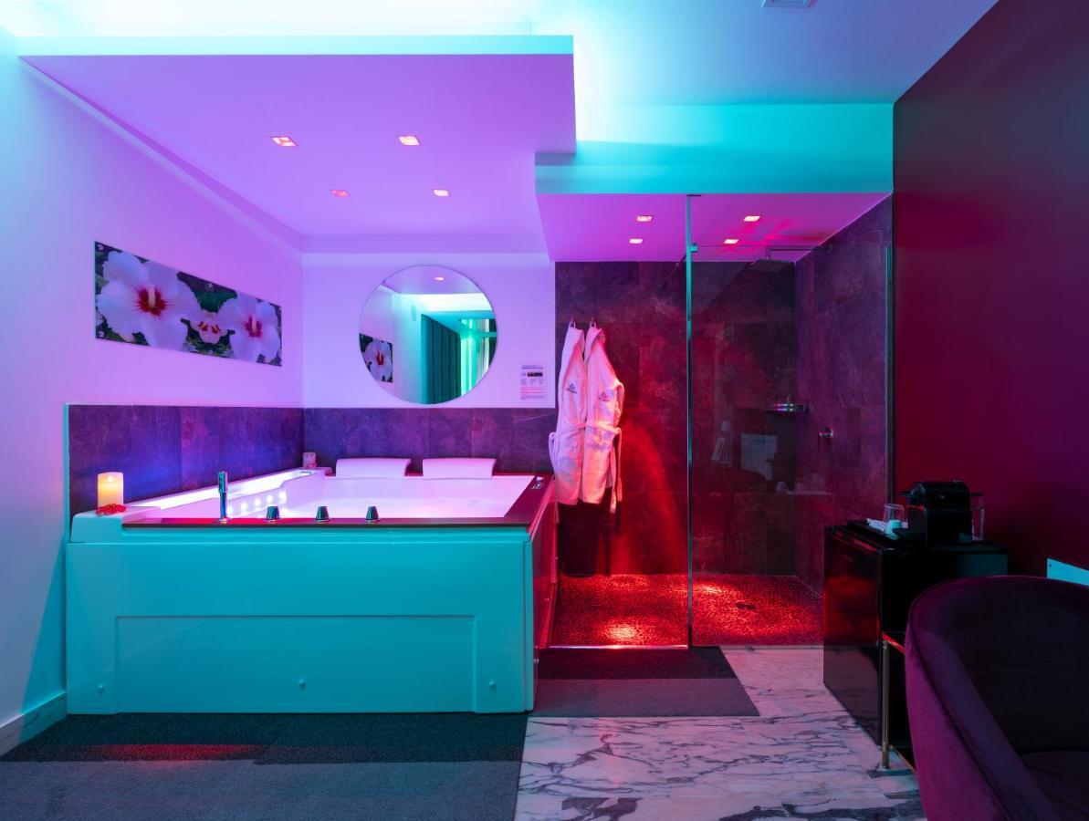 Hotel Ibisco Suites & Relax Pozzuoli Exteriör bild