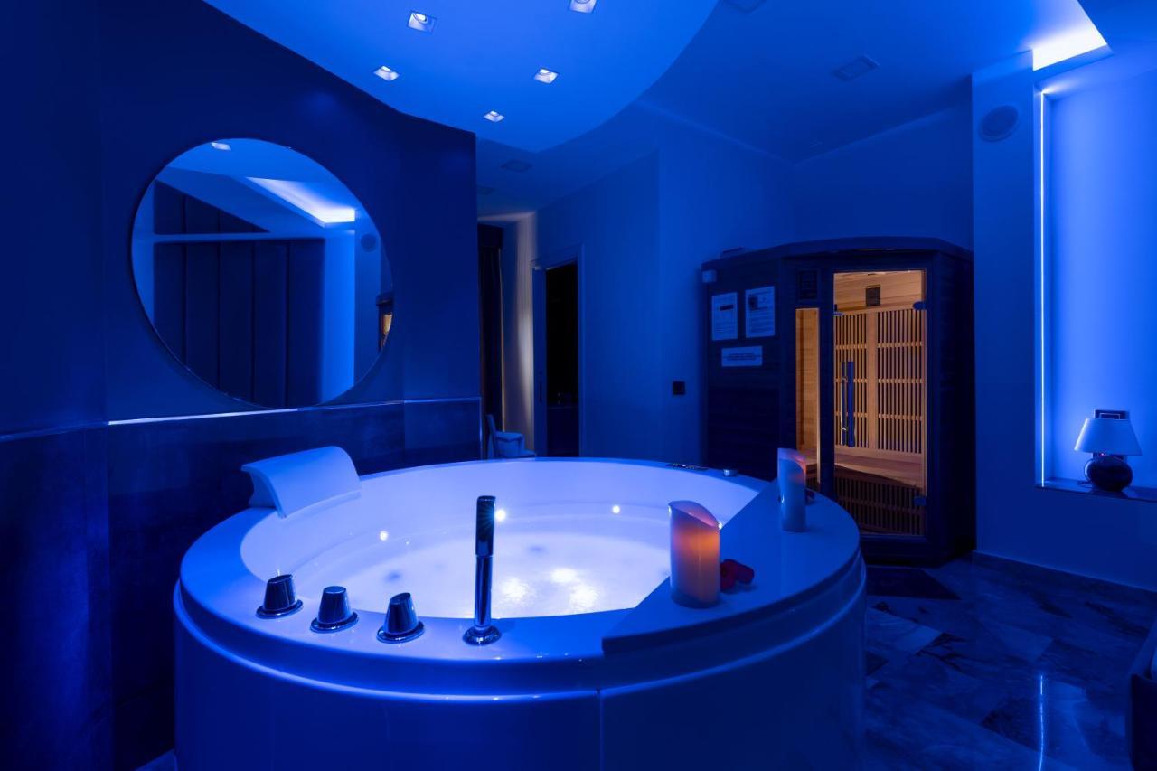 Hotel Ibisco Suites & Relax Pozzuoli Exteriör bild